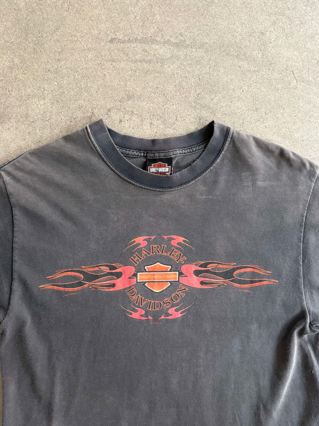 2000S HARLEY DAVIDSON CYCLE CENTER FADED BLACK T-SHIRT (M)