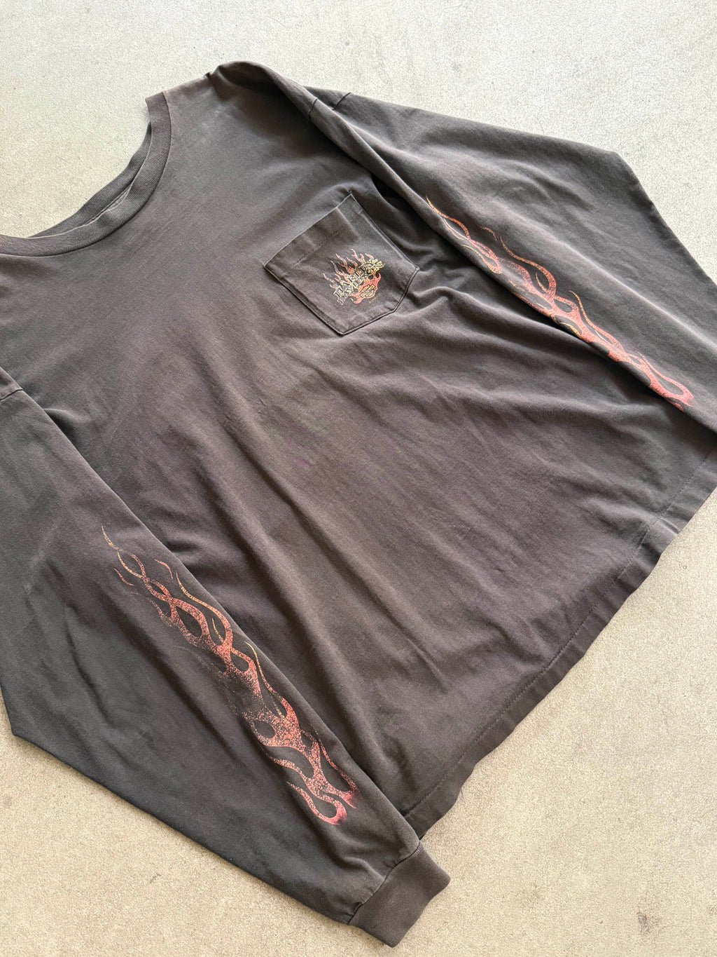 1997 HARLEY DAVIDSON FADED BLACK FLAMES POCKET LONG SLEEVES (XXL)