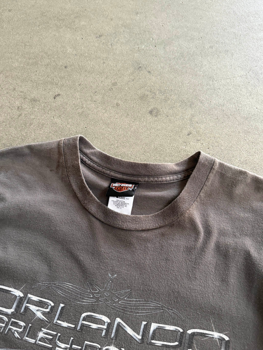 2000S HARLEY DAVIDSON ORLANDO CHROME LOGO FADED AND TRASHED T-SHIRT (XL)