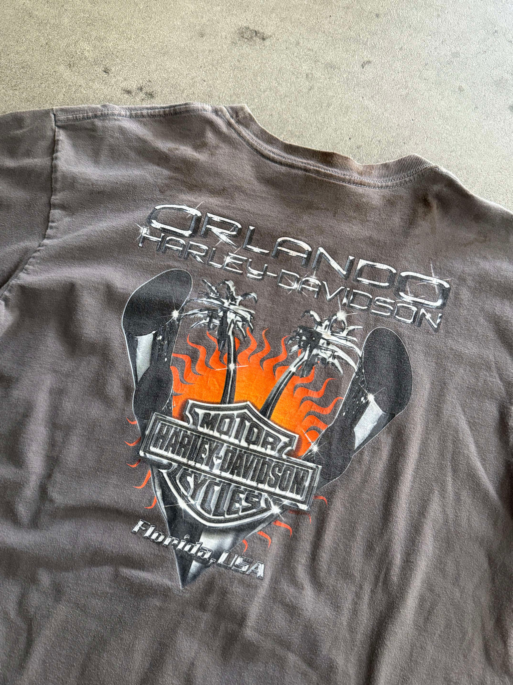 2000S HARLEY DAVIDSON ORLANDO CHROME LOGO FADED AND TRASHED T-SHIRT (XL)