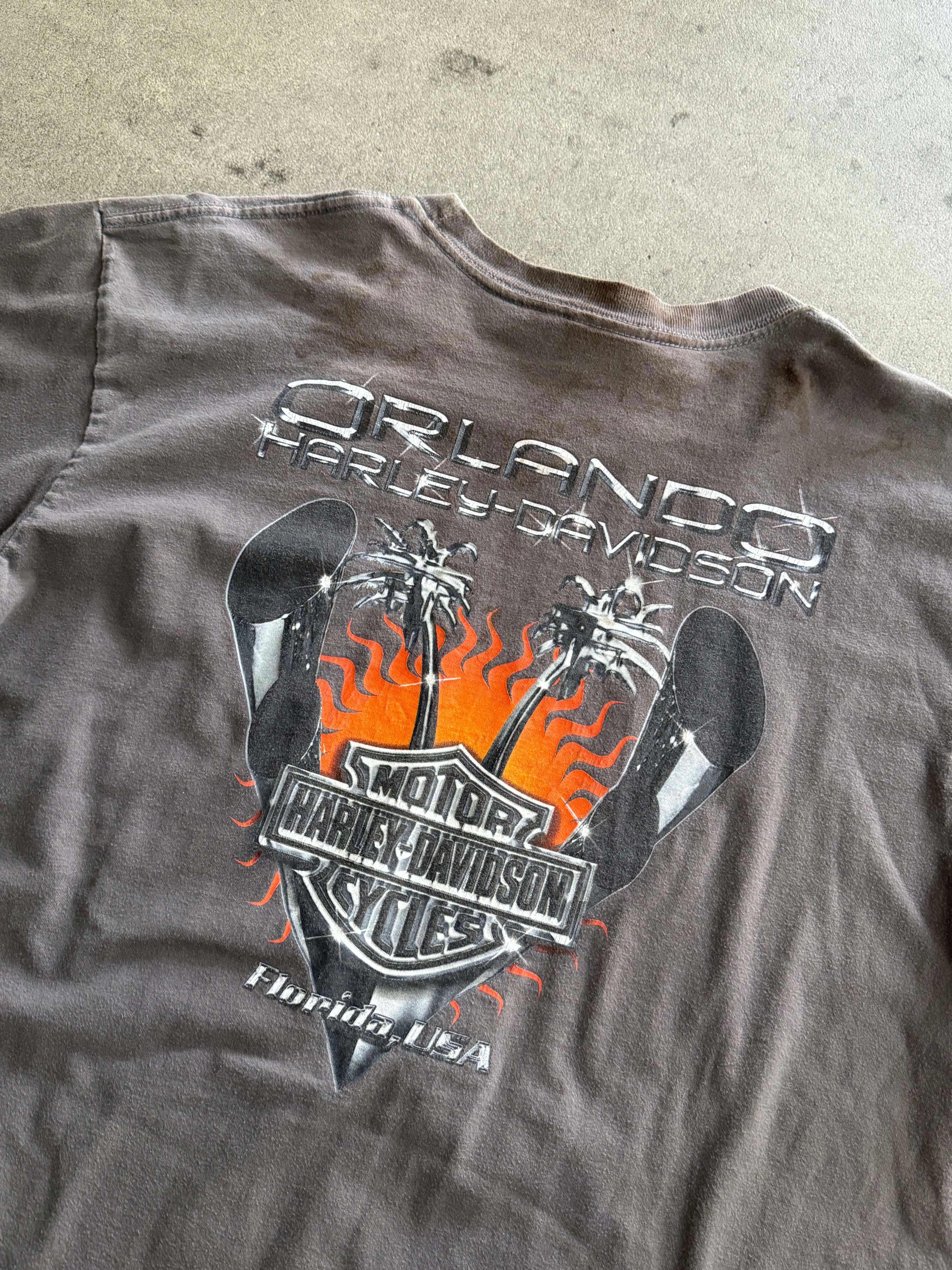 2000S HARLEY DAVIDSON ORLANDO CHROME LOGO FADED AND TRASHED T-SHIRT (XL)