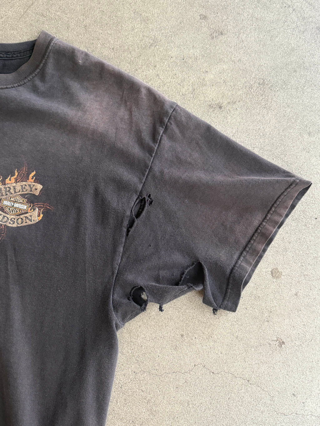 2000S HARLEY DAVIDSON UNCLE SAM SUNFADED BLACK & TRASHED VINTAGE T-SHIRT (XL)