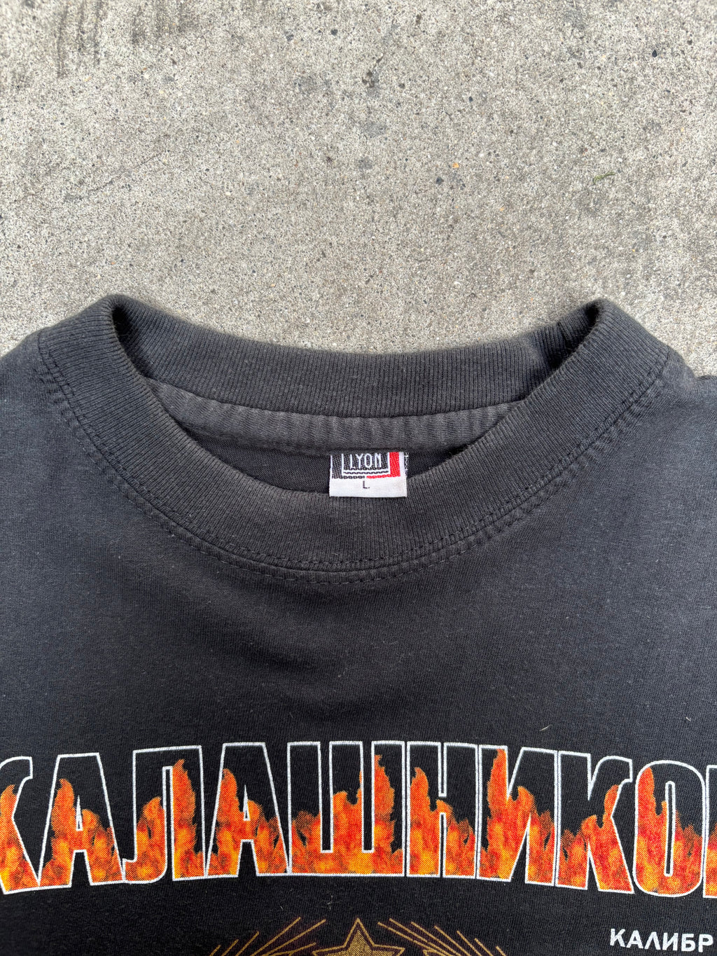 2000S KALASHNIKOV AK-74 VINTAGE GRAPHIC TEE (L)