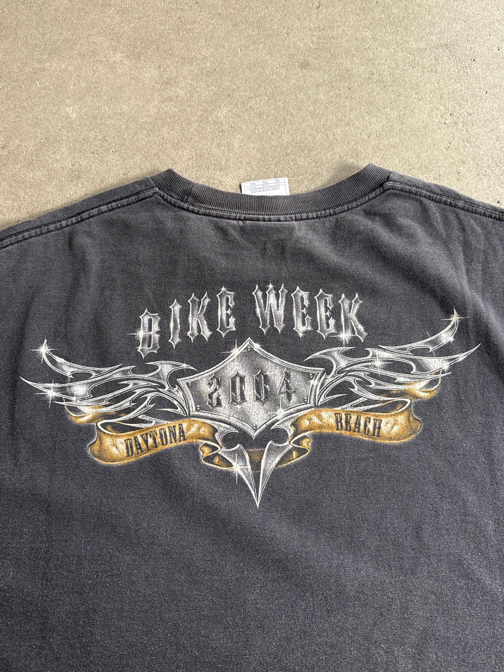 2004 DAYTONA BIKEWEEK EAGLE CHOPPER BIKER SUNFADED BLACK T-SHIRT (XL)