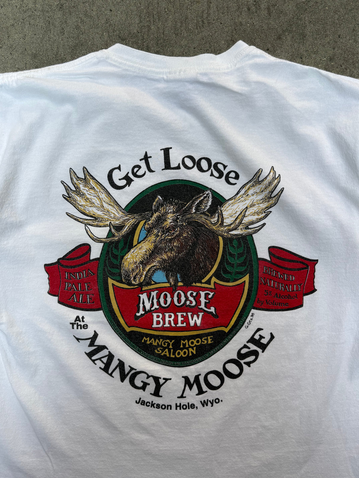 1990S VINTAGE MANGY MOOSE SALOON POCKET GRAPHIC TEE (M)
