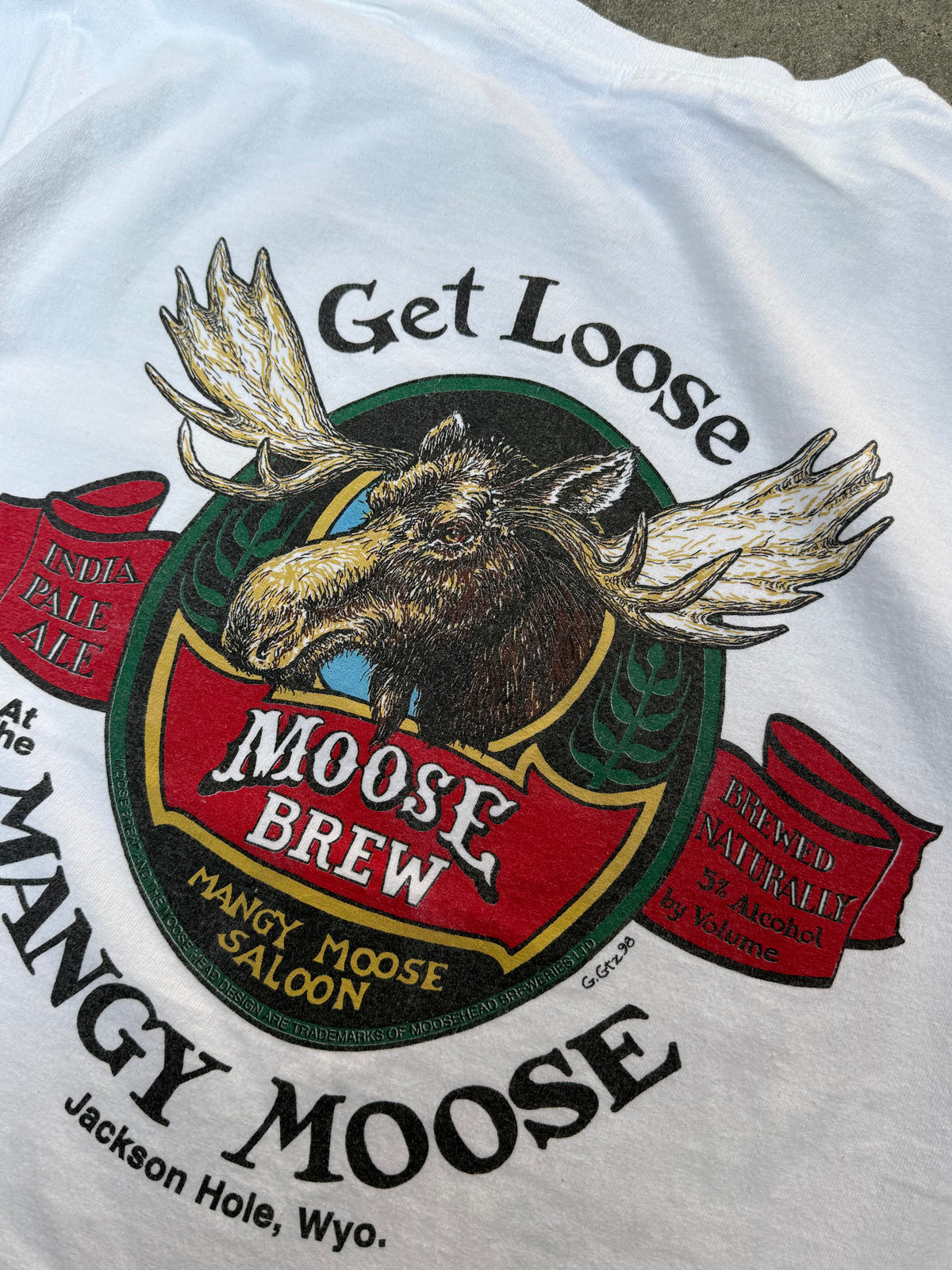 1990S VINTAGE MANGY MOOSE SALOON POCKET GRAPHIC TEE (M)