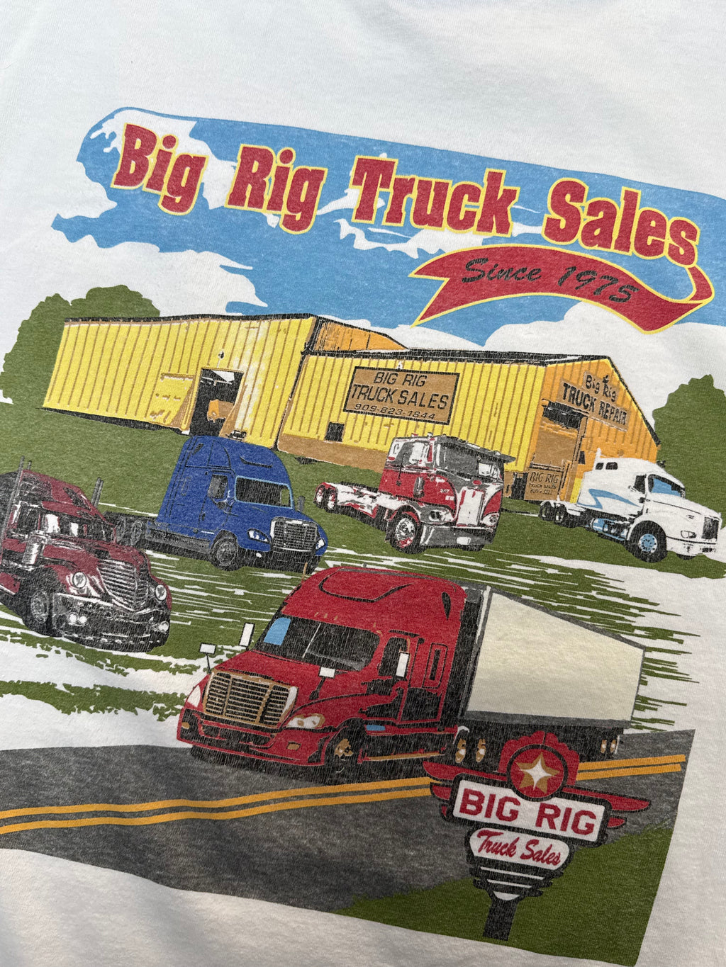 2000S VINTAGE BIG RIG TRUCK SALES POCKET TEE (XL)