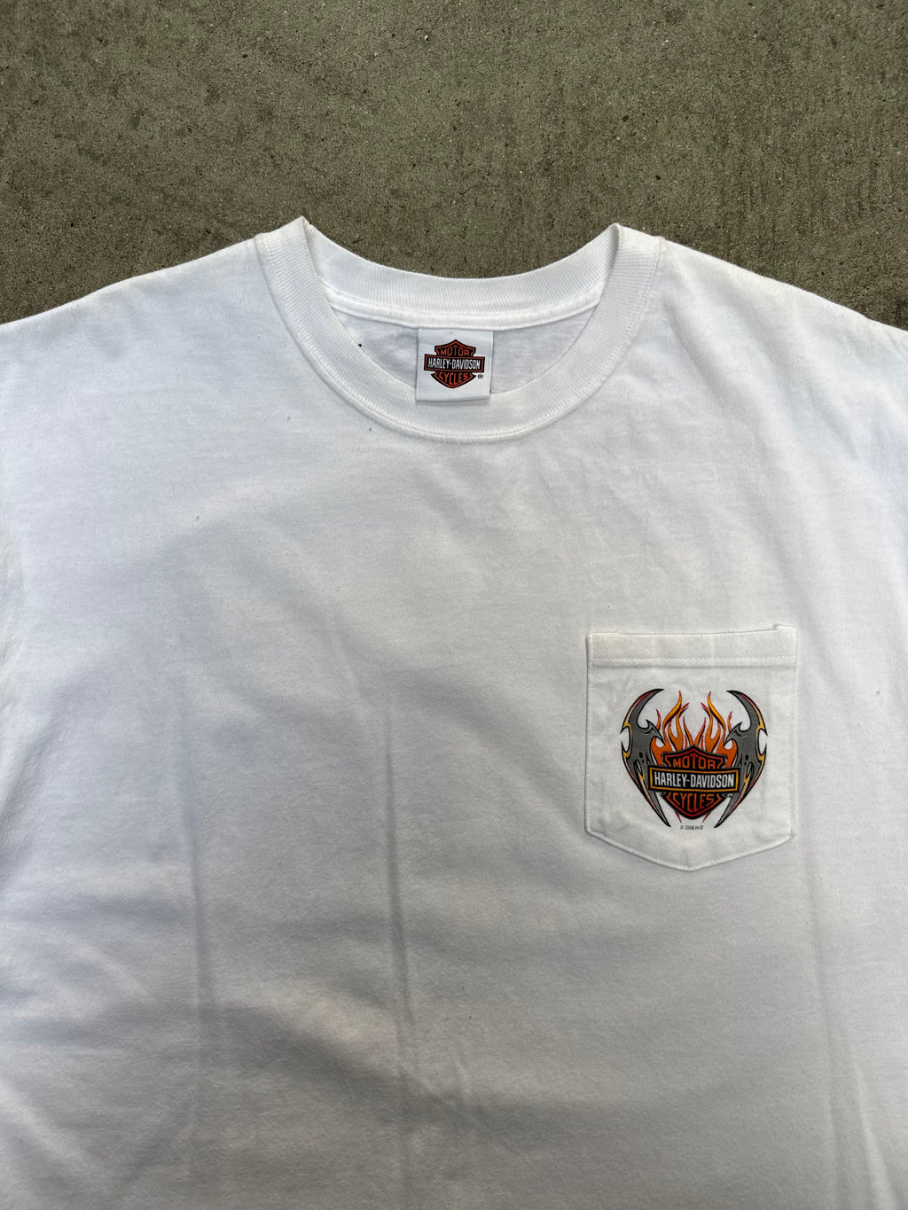 2000S HARLEY DAVIDSON LIGHTHOUSE LONG ISLAND VINTAGE POCKET TEE (L)