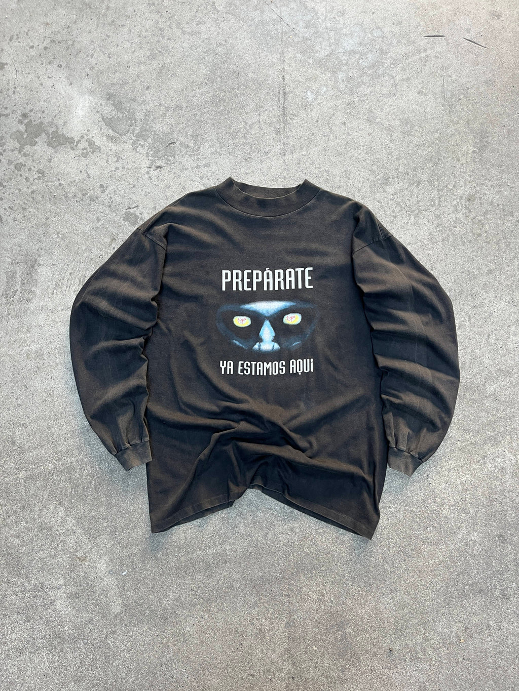 1990S VINTAGE VIRGIN MEGASTORE "PREPÁRATE YA ESTAMOS AQUÍ" PROMO LONG SLEEVE TEE (XL)