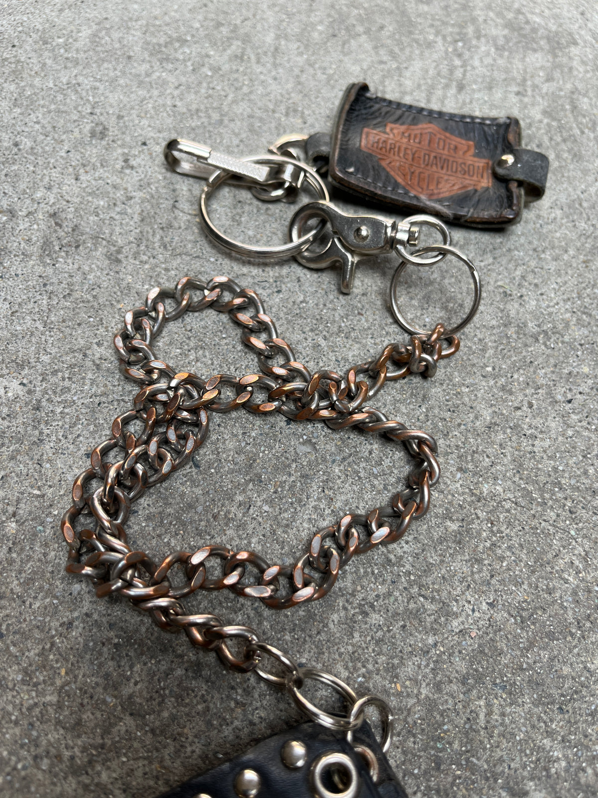 1990S VINTAGE HARLEY DAVIDSON STUDDED LEATHER BIKER TRUCKER CHAIN WALLET
