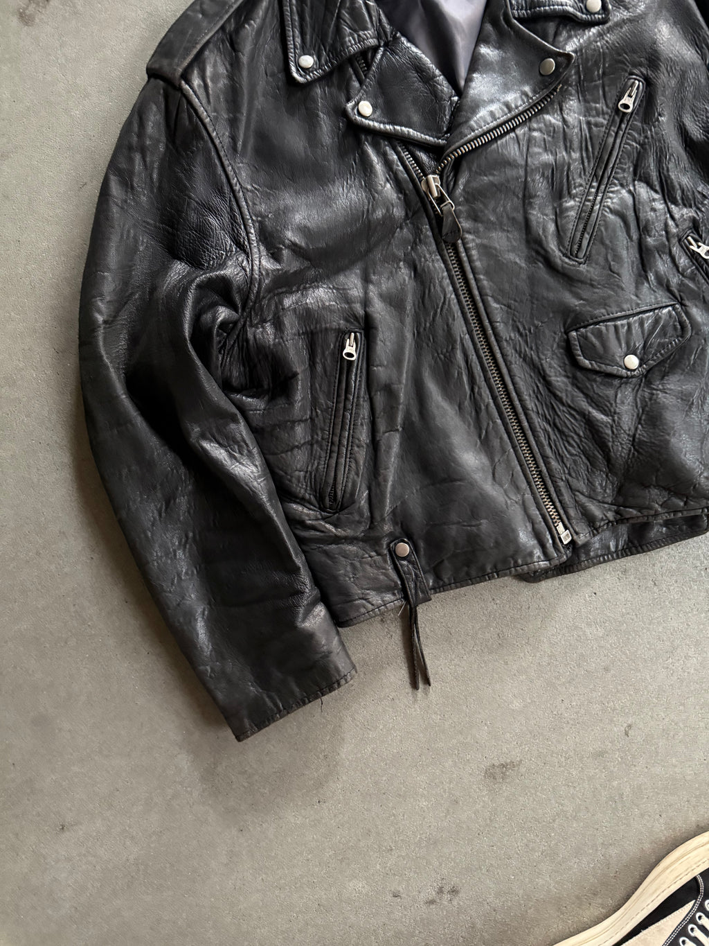 1990S AVIREX VINTAGE MOTORCYCLE LEATHER JACKET (M)