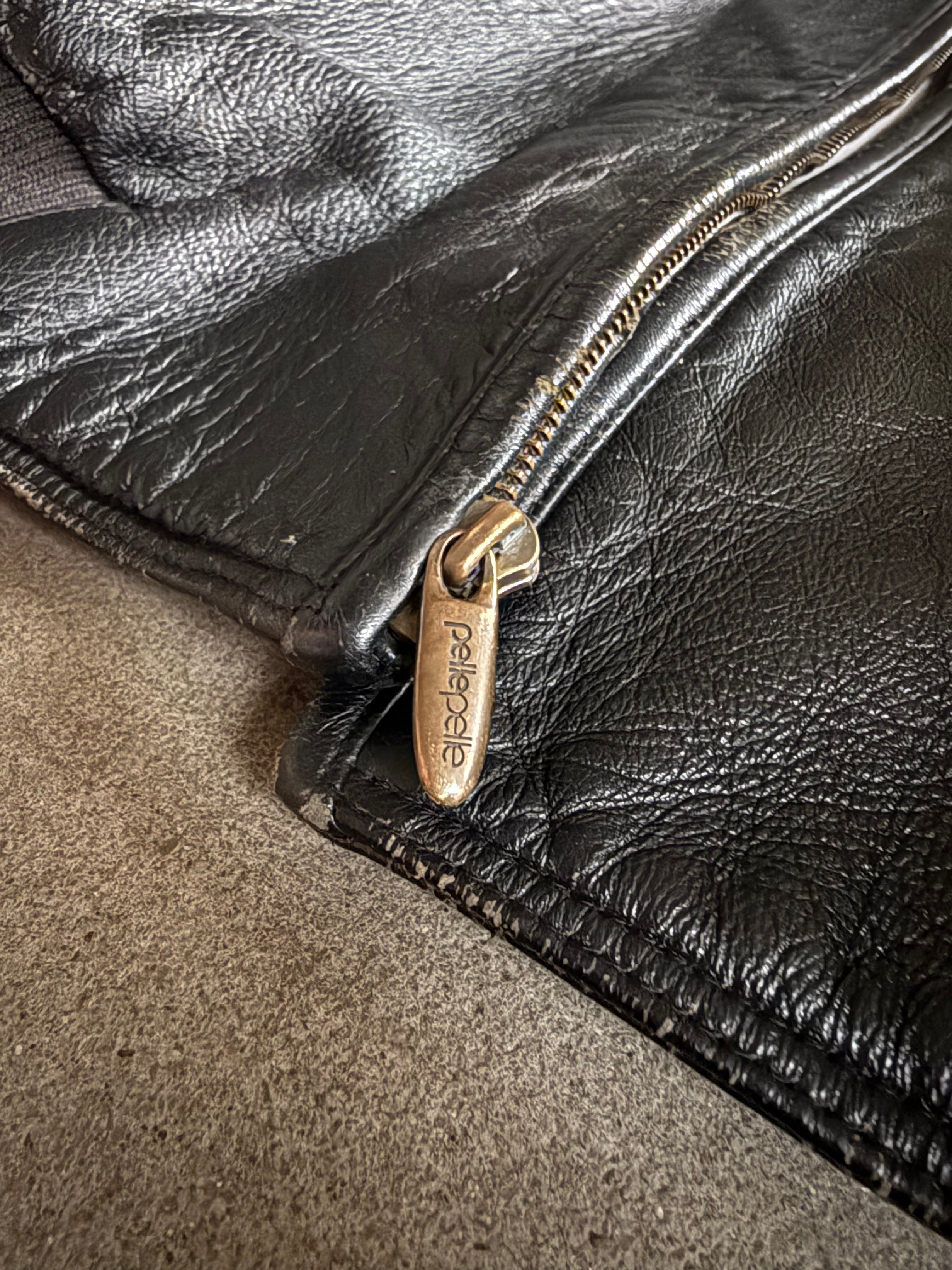 1990S PELLE PELLE GRAFFITI VINTAGE LEATHER JACKET (XXL)