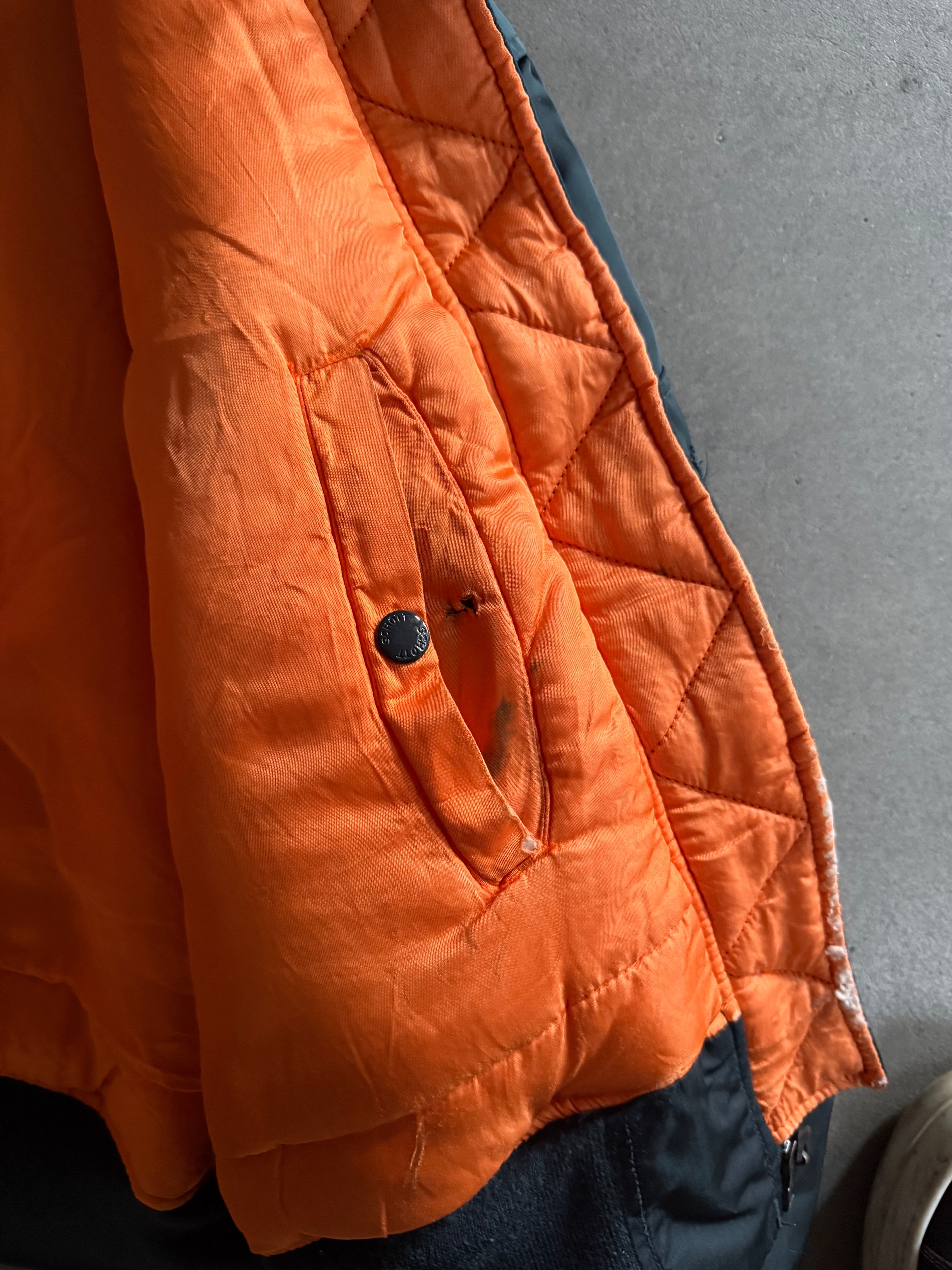 1990S SCHOTT  MA-1 NYLON VINTAGE BOMBER JACKET (XL)