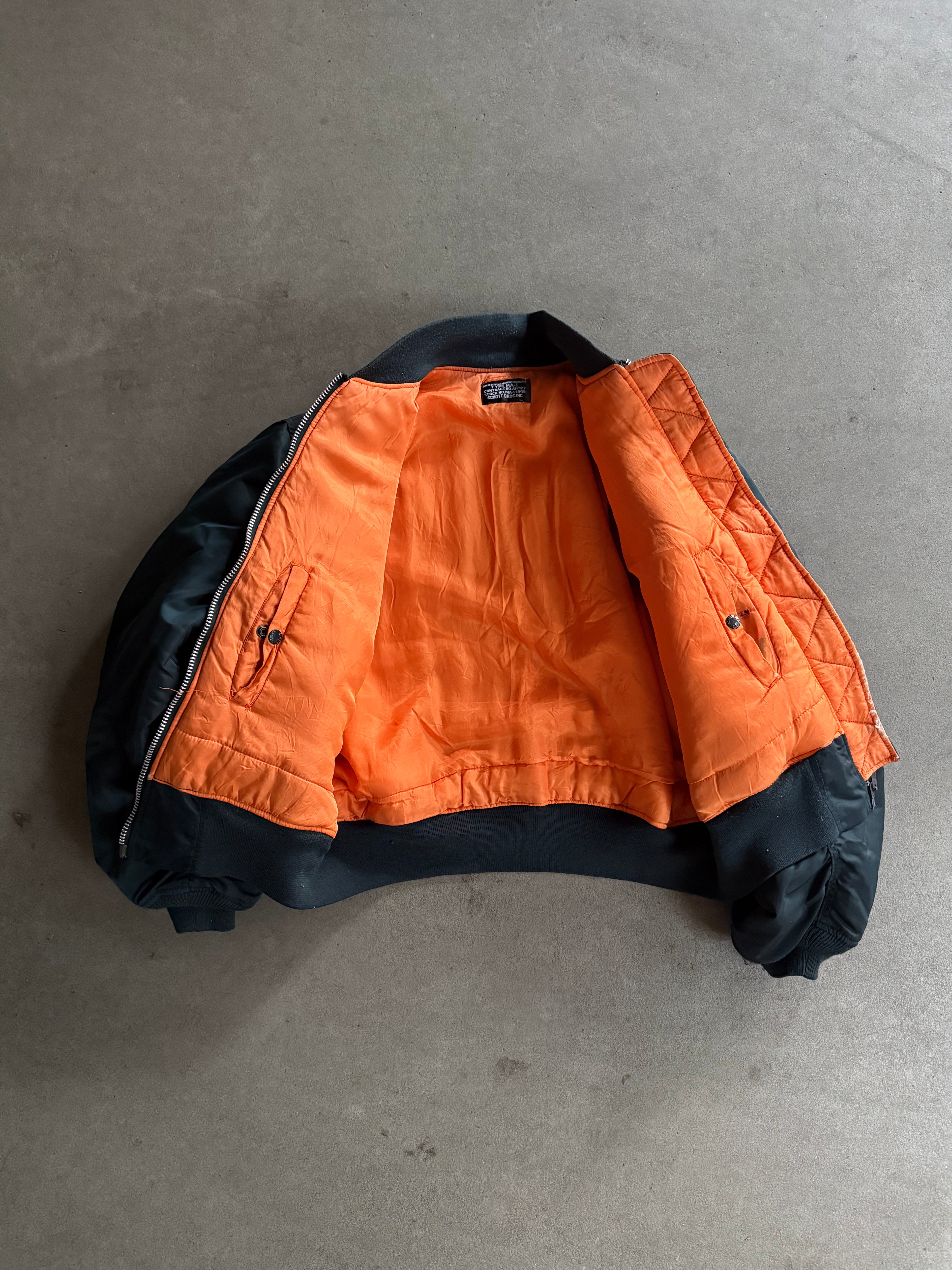 1990S SCHOTT  MA-1 NYLON VINTAGE BOMBER JACKET (XL)