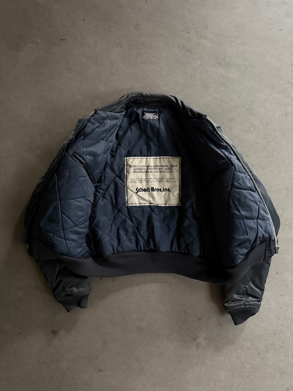 1990S SCHOTT CWU-R VINTAGE NYLON BOMBER VINTAGE JACKET (XL)