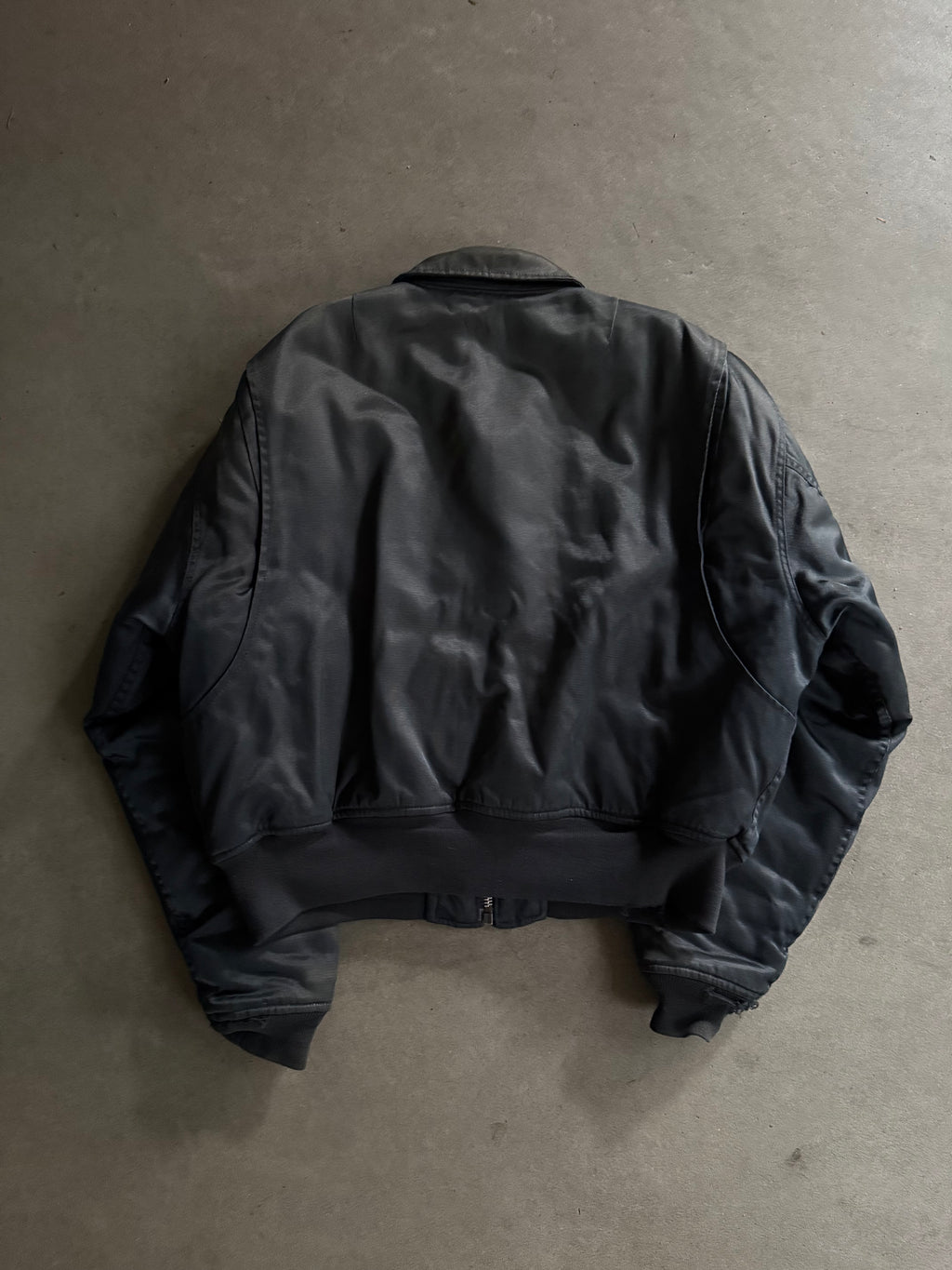 1990S SCHOTT CWU-R VINTAGE NYLON BOMBER VINTAGE JACKET (XL)