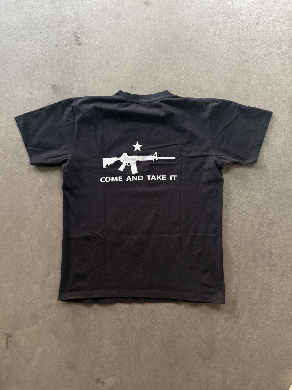 2000S AK-47 COME AND GET IT VINTAGE T-SHIRT (L)