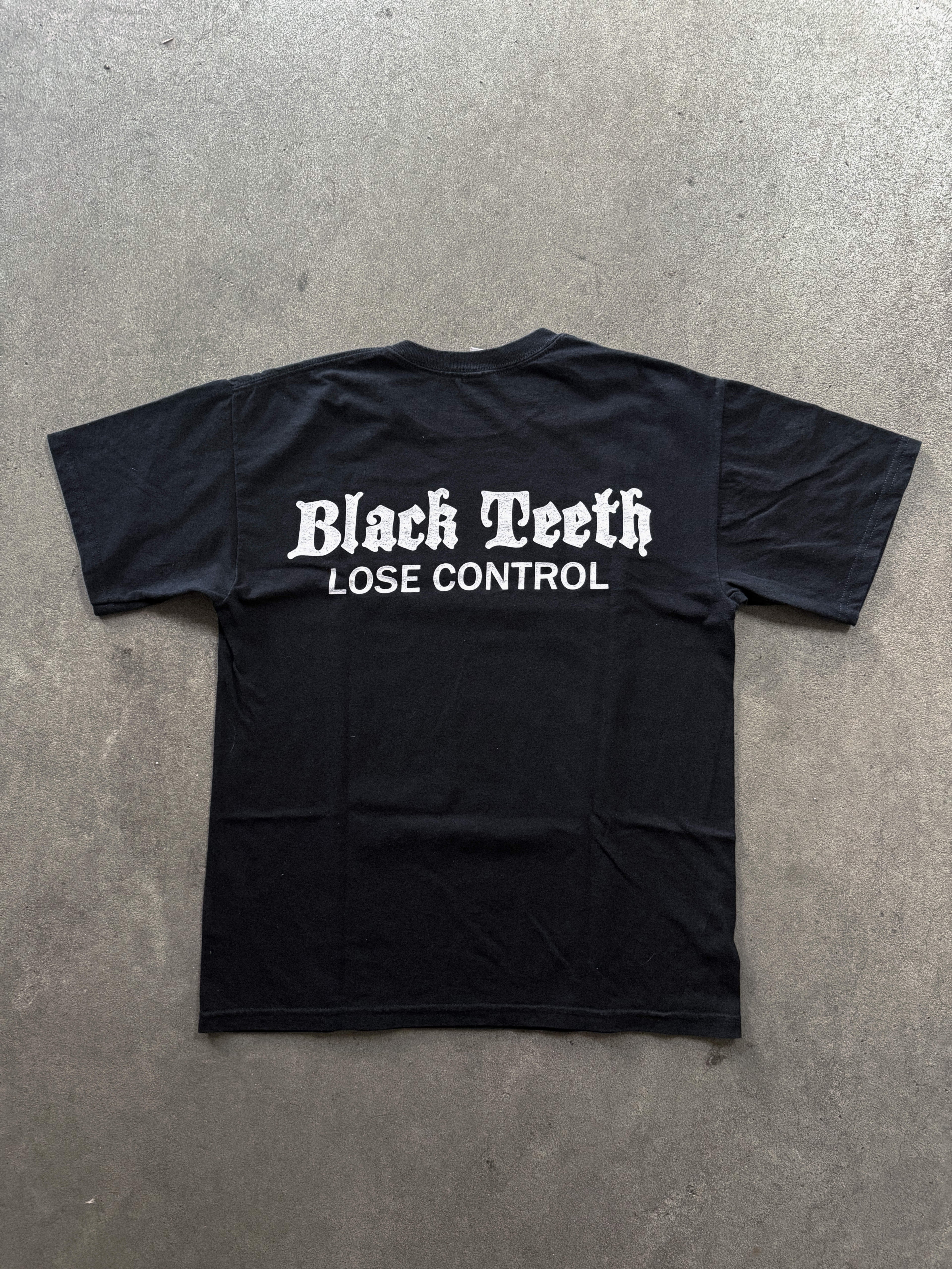 2000S VINTAGE BLACK TEETH "LOOSE CONTROL" METAL BAND T-SHIRT (M)