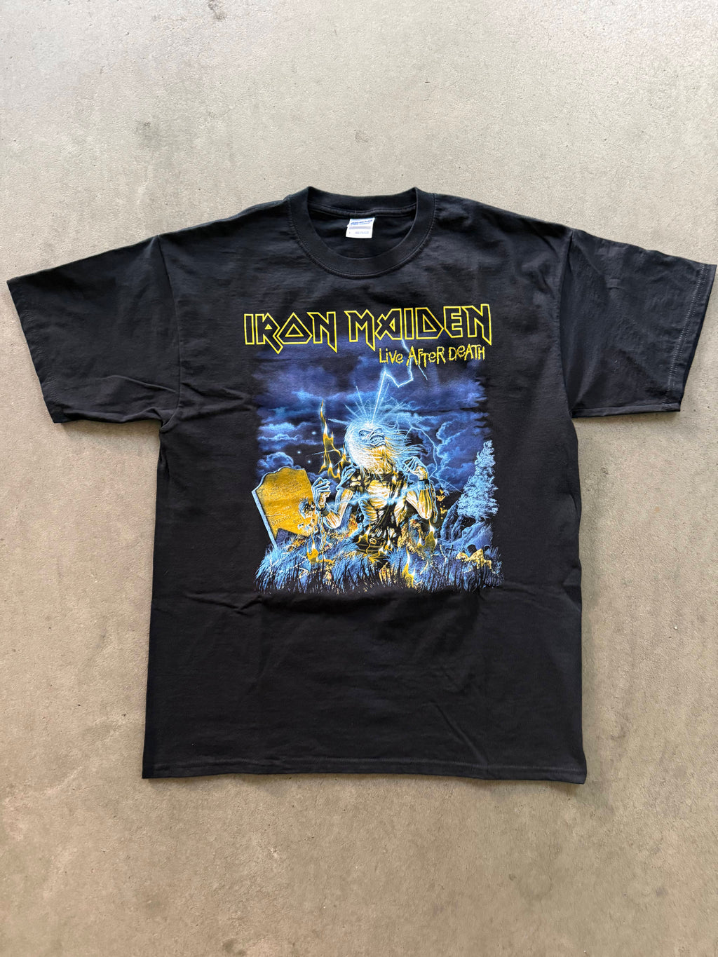 2000S IRON MAIDEN BAND "LIVE AFTER DEATH" TOUR MERCH PRINT T-SHIRT (L)