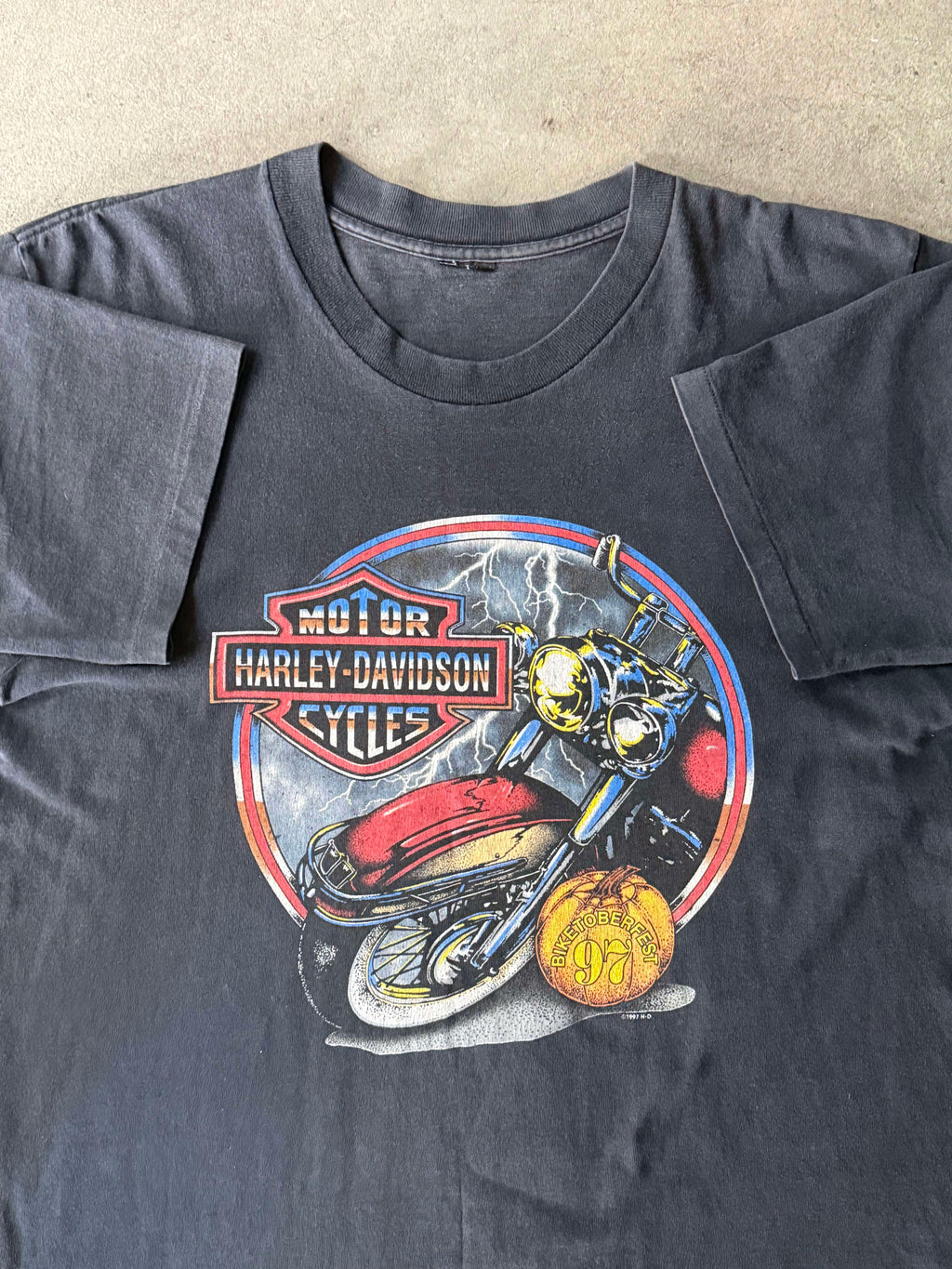1997 HARLEY DAVIDSON BIKER FEST SINGLE STITCH GRAPHIC T-SHIRT (L)