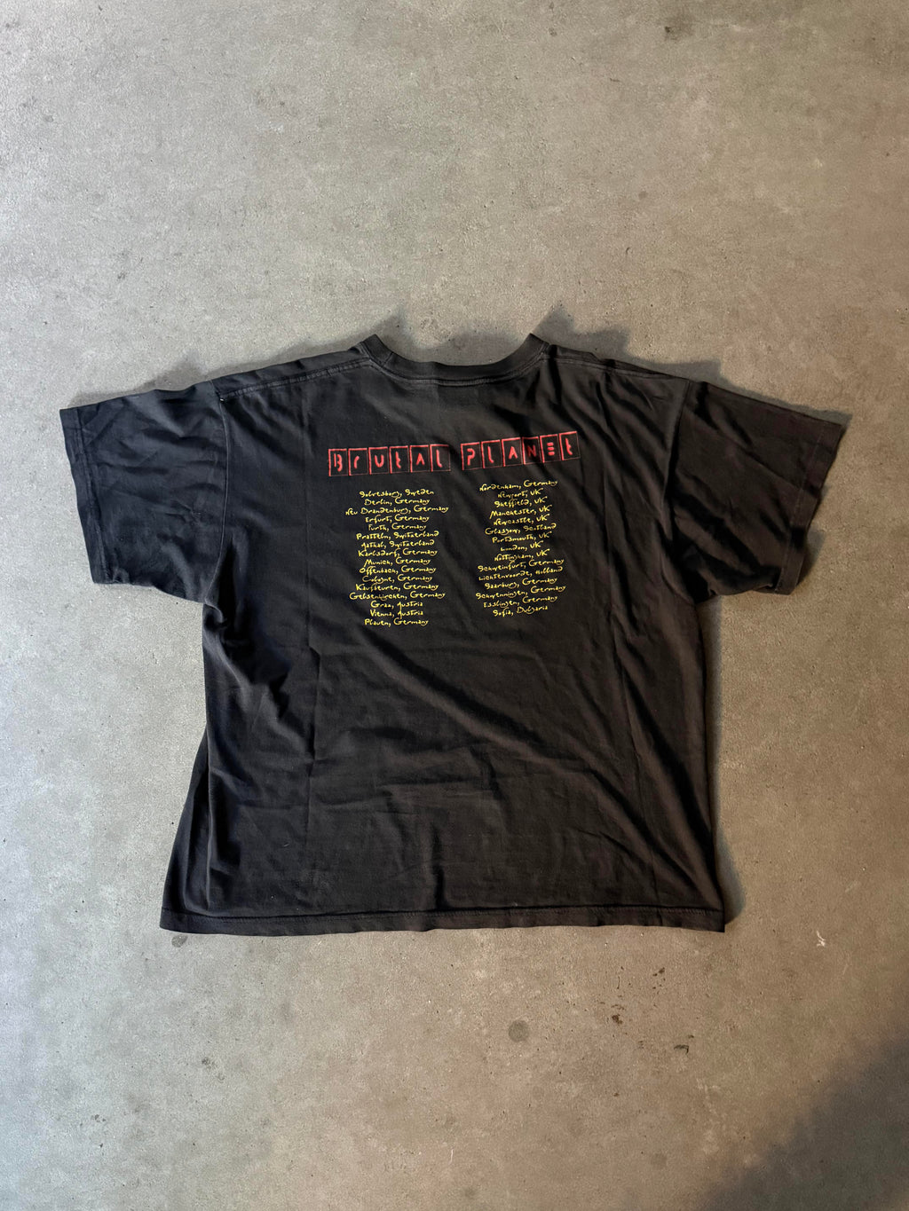 2000S ALICE COOPER BRUTAL PLANET BAND MERCH T-SHIRT (XL)