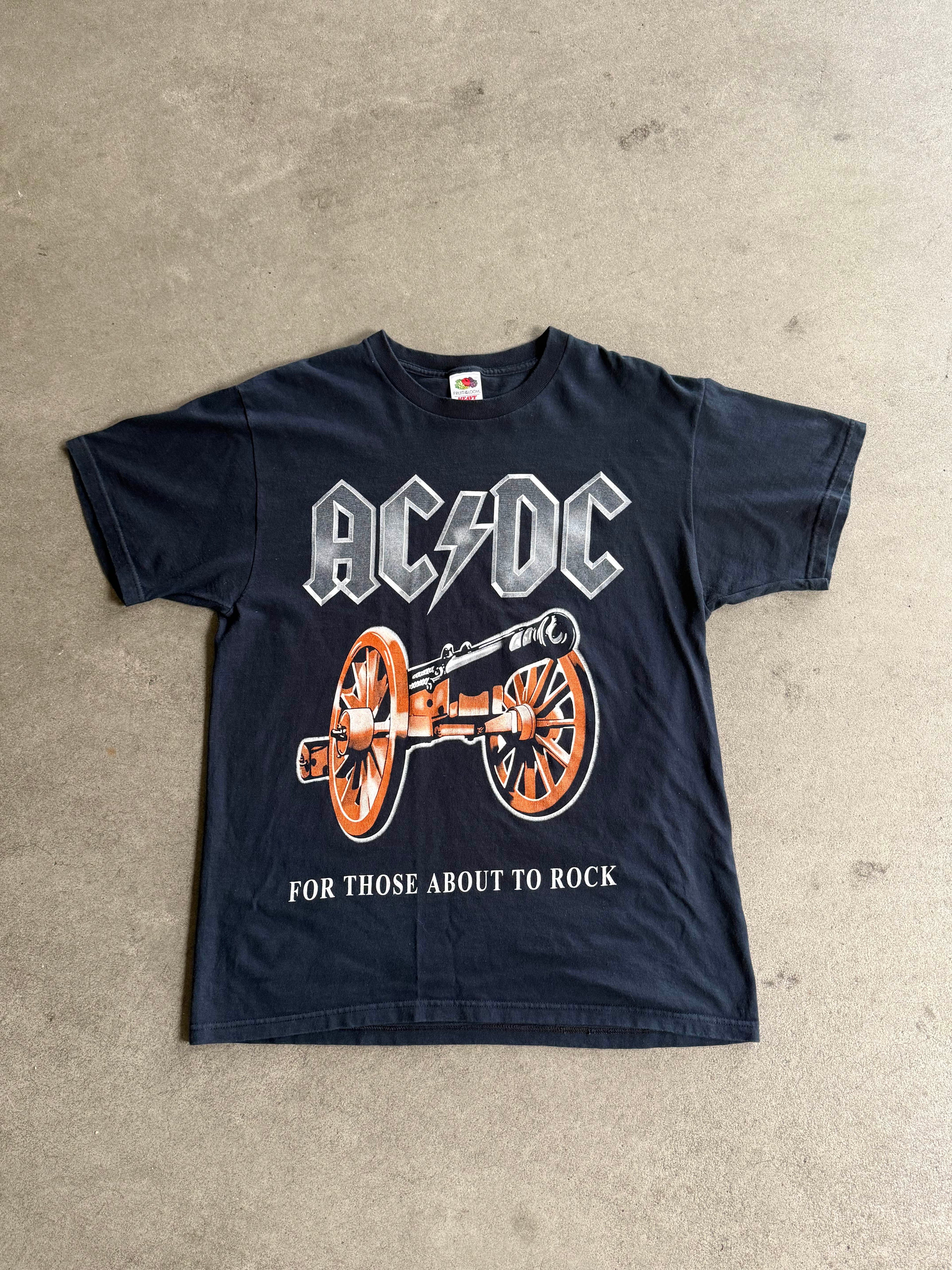 VINTAGE ACDC GRAPHIC T-SHIRT "FOR THOSE ABOUT ROCK" (M)