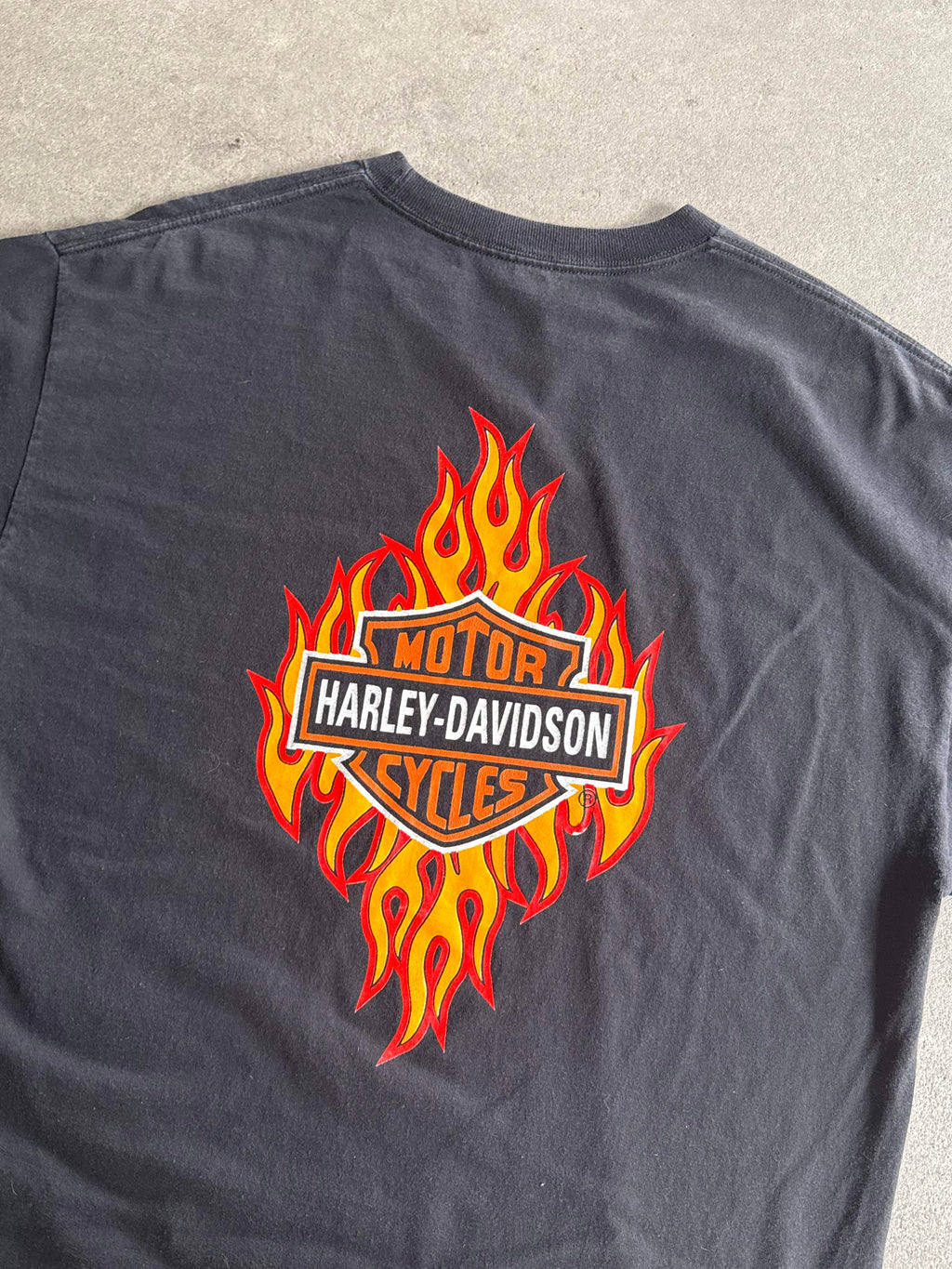 2000S HARLEY DAVIDSON FLAMES LOGO VINTAGE T-SHIRT (XL)