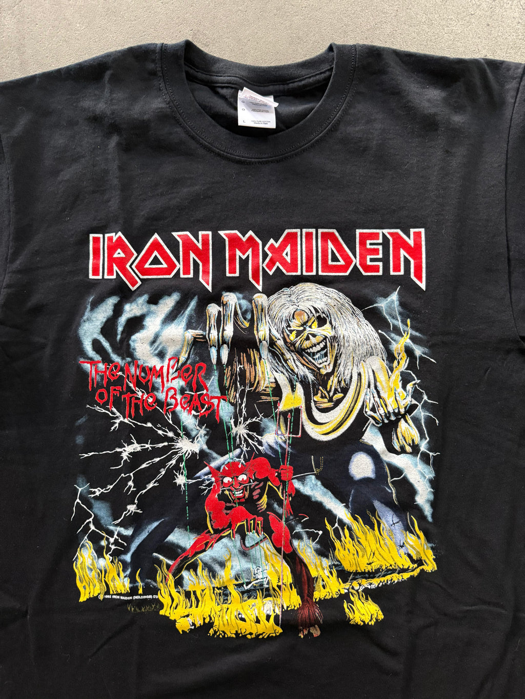 2000S IRON MAIDEN BAND "THE NUMBER OF THE BEAST" TOUR MERCH PRINT T-SHIRT (L)