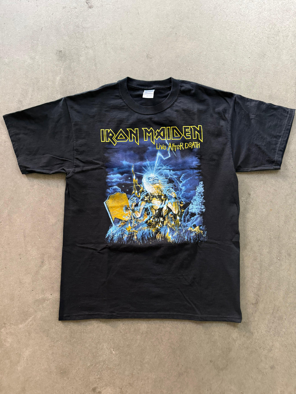 2000S IRON MAIDEN BAND "LIVE AFTER DEATH" TOUR MERCH PRINT T-SHIRT (L)